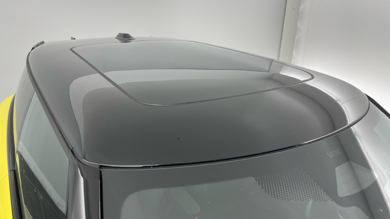 MINI Cooper 135kW E Sport [Level 2] 41kWh 3dr Auto Electric Hatchback